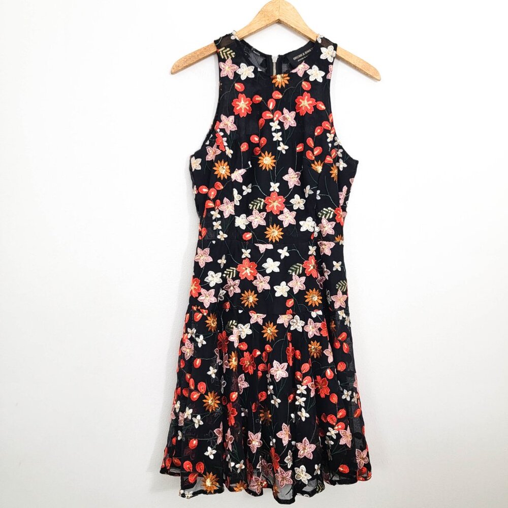 Bronx & Banco Moulin Rouge Floral Embroidered Sleeveless Mini Dress Medium